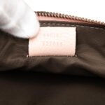 Gucci  Leather Blind For Love Clutch Ladies 460187 527066 - Image 3